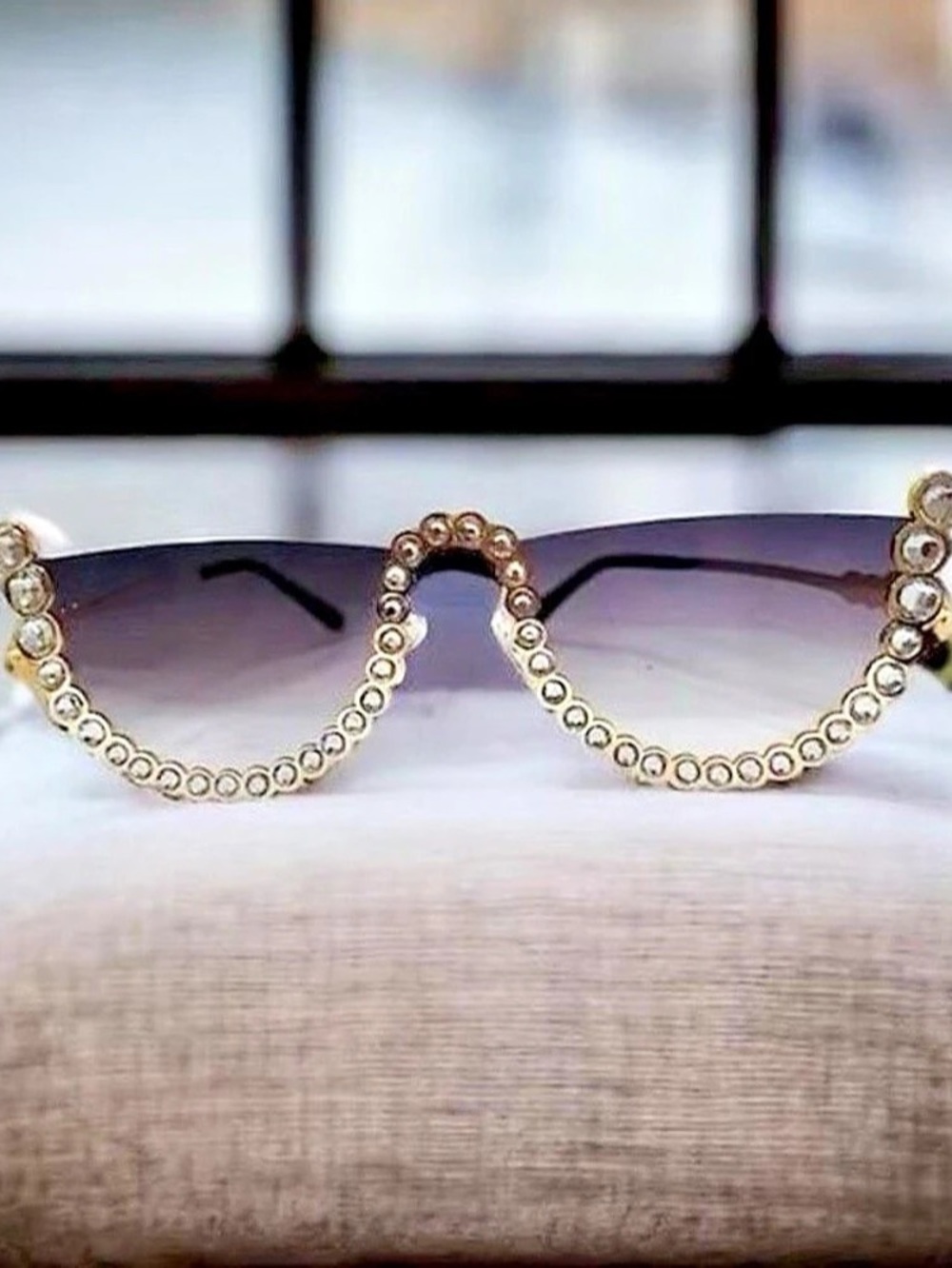 Jeweled Chain Frame Sunglasses in Gold & Brown New